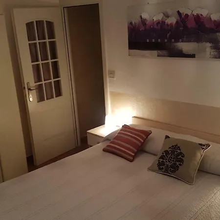 Alojamento de Acomodação e Pequeno-almoço B&B Alassio 3*